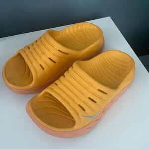 Hoka slides